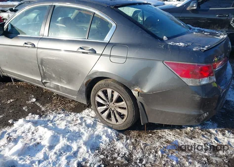 2011 Honda Accord 2.4 Ex z USA, uszkodzony, nr VIN 1HGCP2F70BA033376